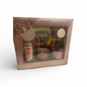 Cozy Nights Bath Soak & Candle Set - Amber Agave